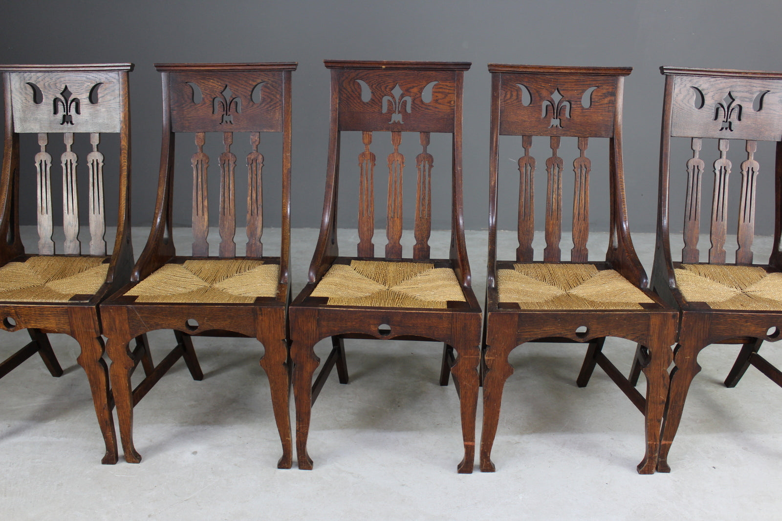 5 Oak Arts & Crafts Dining Chairs - Kernow Furniture