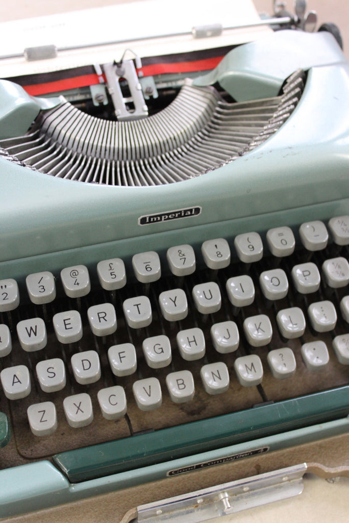 Vintage Imperial Good Companion 4 Typewriter - Kernow Furniture