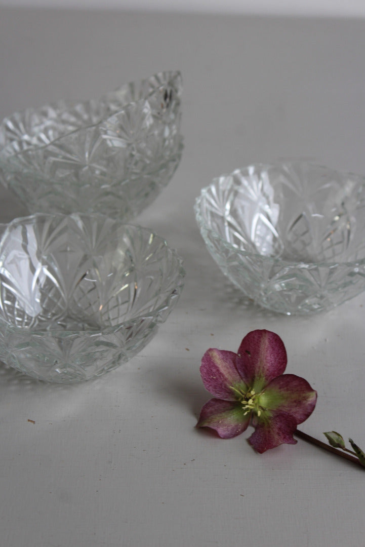 4 Vintage Glass Dessert Bowls - Kernow Furniture