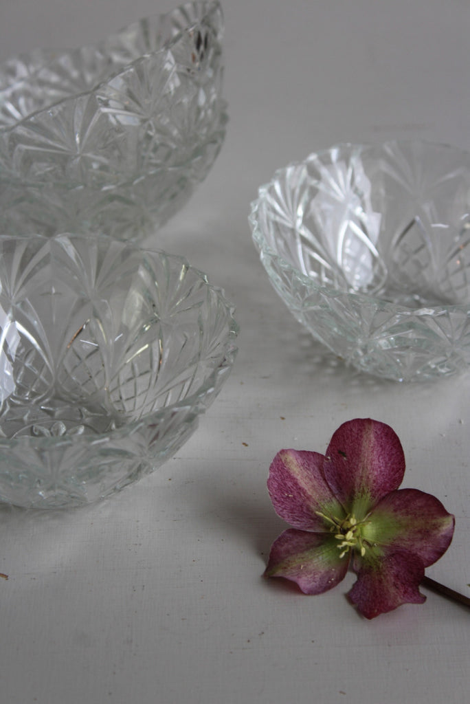 4 Vintage Glass Dessert Bowls - Kernow Furniture