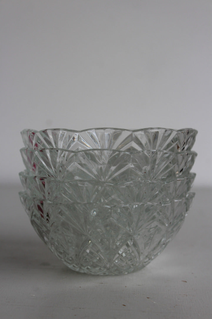 4 Vintage Glass Dessert Bowls - Kernow Furniture