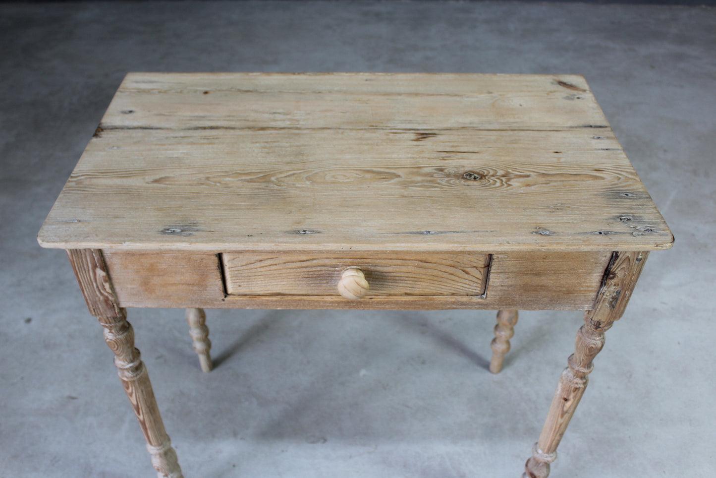 Small Rustic Pine Side Table - Kernow Furniture