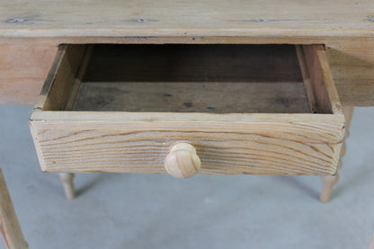 Small Rustic Pine Side Table - Kernow Furniture