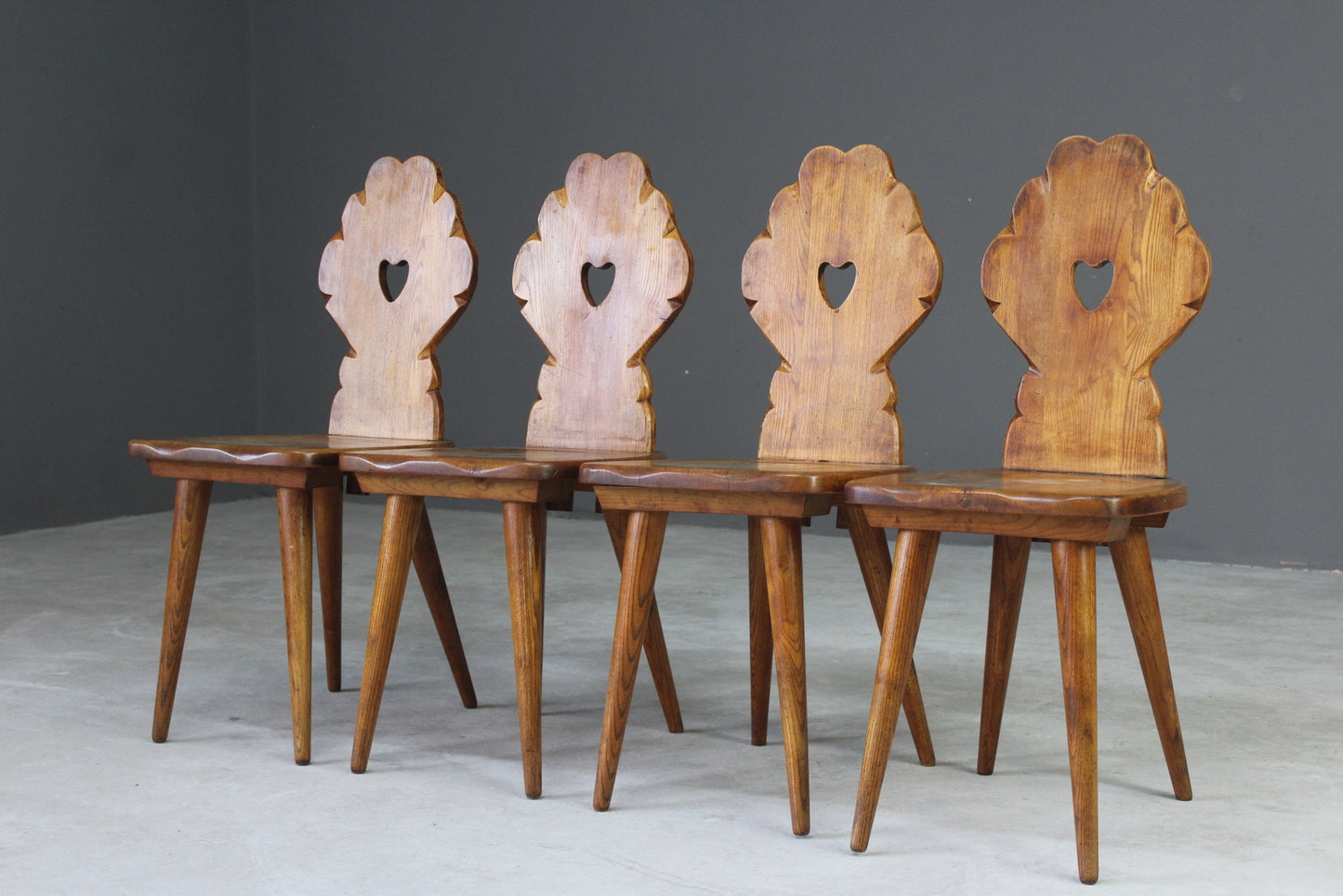 Set 4 Arts & Crafts Elm Kitchen Chairs - Kernow Furniture