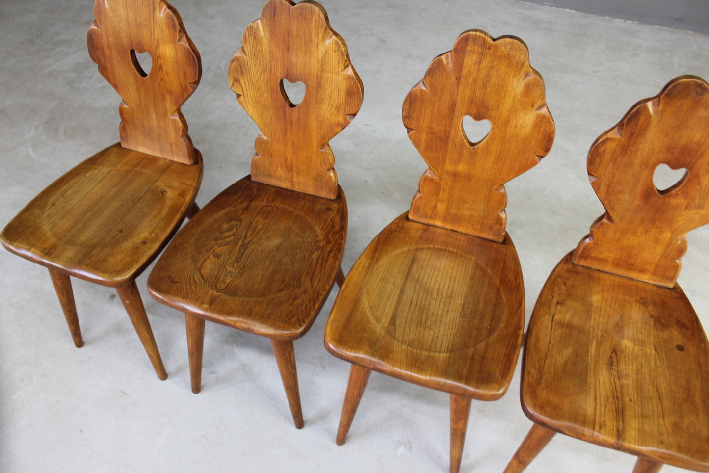Set 4 Arts & Crafts Elm Kitchen Chairs - Kernow Furniture