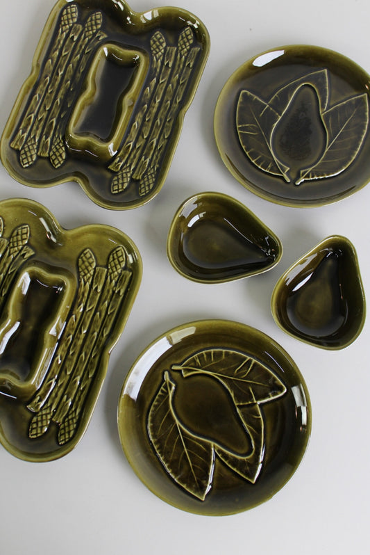 Retro Asparagus & Avocado Plates