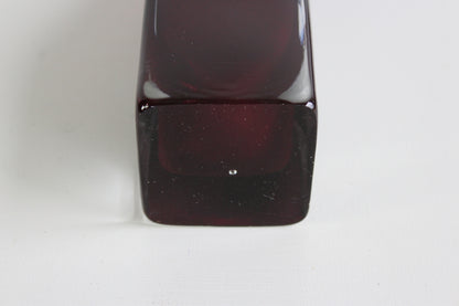 Retro Aseda Red Glass Vase - Kernow Furniture