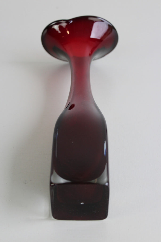 Retro Aseda Red Glass Vase - Kernow Furniture