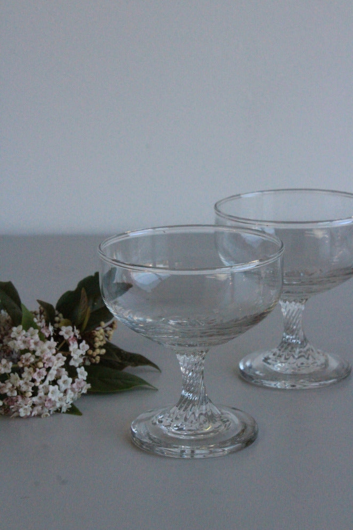 4 Vintage Glass Dessert Bowls - Kernow Furniture