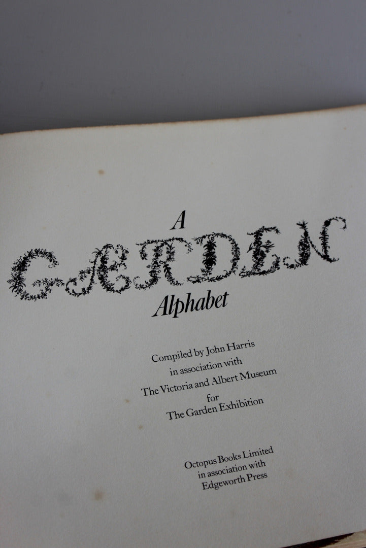 A Garden Alphabet - John Harris - Kernow Furniture