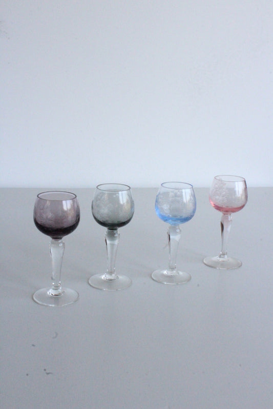 4 Vintage Coloured Glass Liquer Glasses - Kernow Furniture