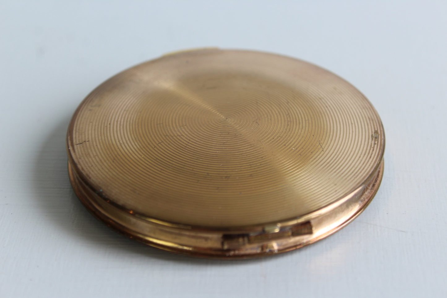 Vintage Stratton Powder Compact - Kernow Furniture