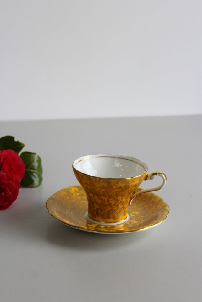 Single Aynsley Yellow & Gold Cup & Saucer - Kernow Furniture