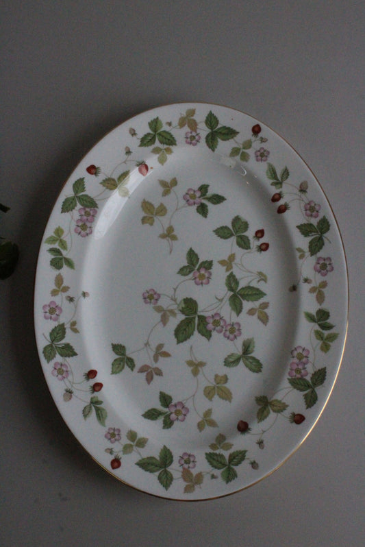 Wedgwood Wild Strawberry Oval Plate - Kernow Furniture