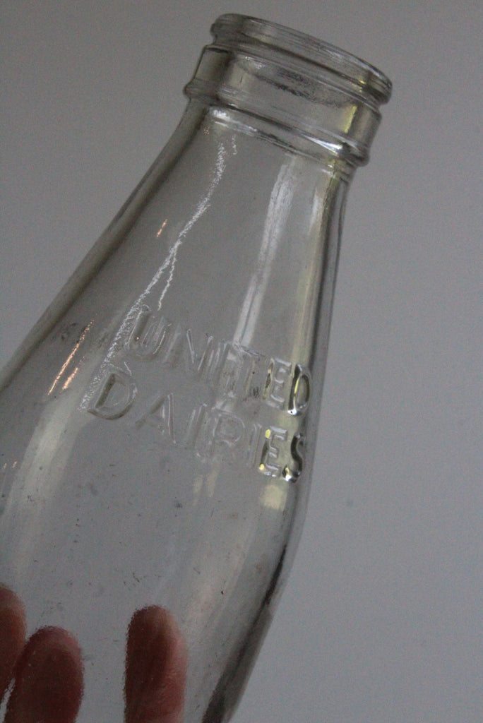 8 Vintage 1/2 Pint Glass Milk Bottles - Kernow Furniture