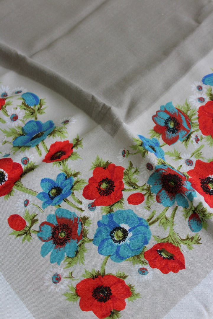 Vintage Rayon Floral Tablecloth - Kernow Furniture