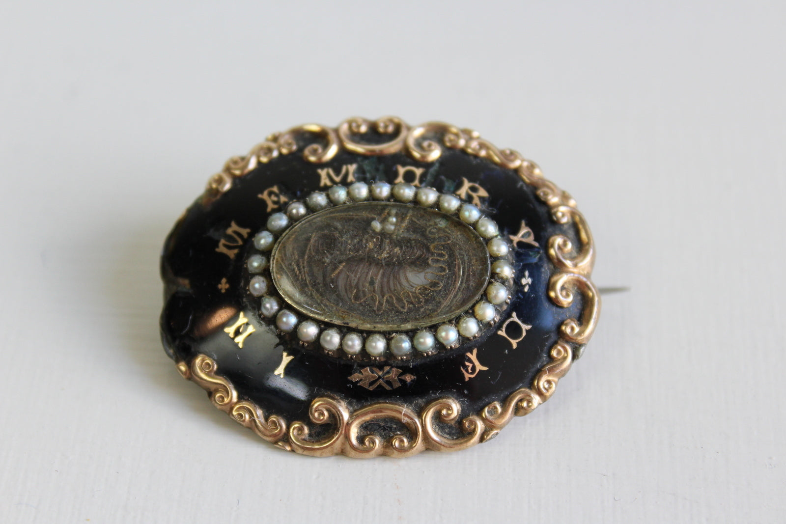 Antique Victorian Mourning Brooch - Kernow Furniture