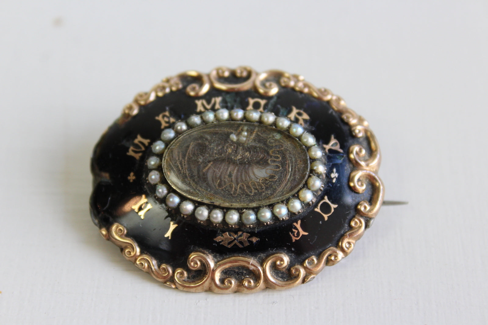 Antique Victorian Mourning Brooch - Kernow Furniture