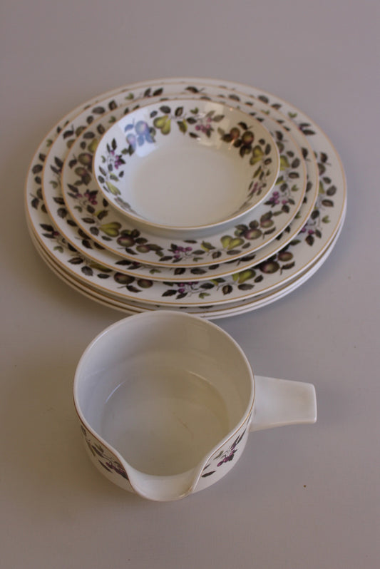 Collection Midwinter Evesham Tableware - Kernow Furniture