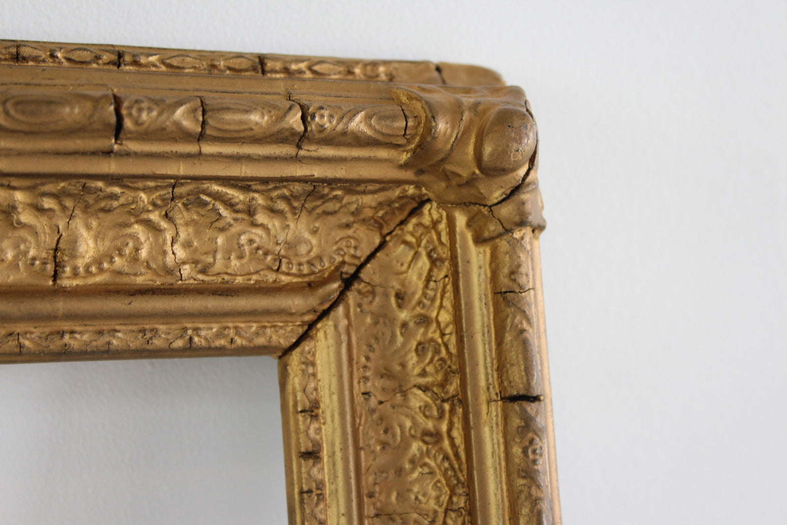 Antique Ornate Gilt Gesso Frame - Kernow Furniture