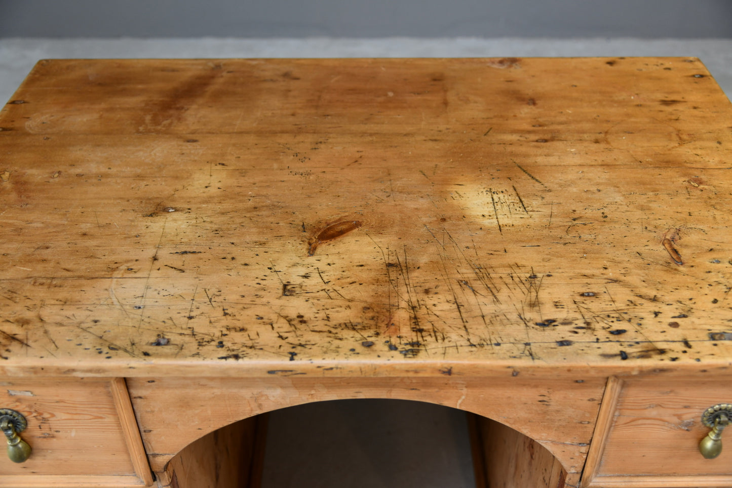 Rustic Pine Desk - Kernow Furniture