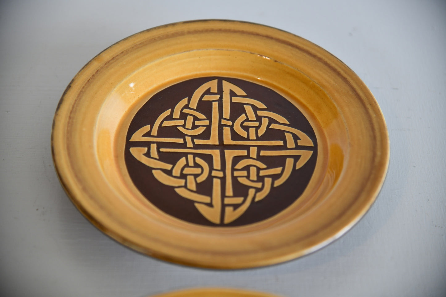 Pair Pottery Plates Celtic Knot - Kernow Furniture