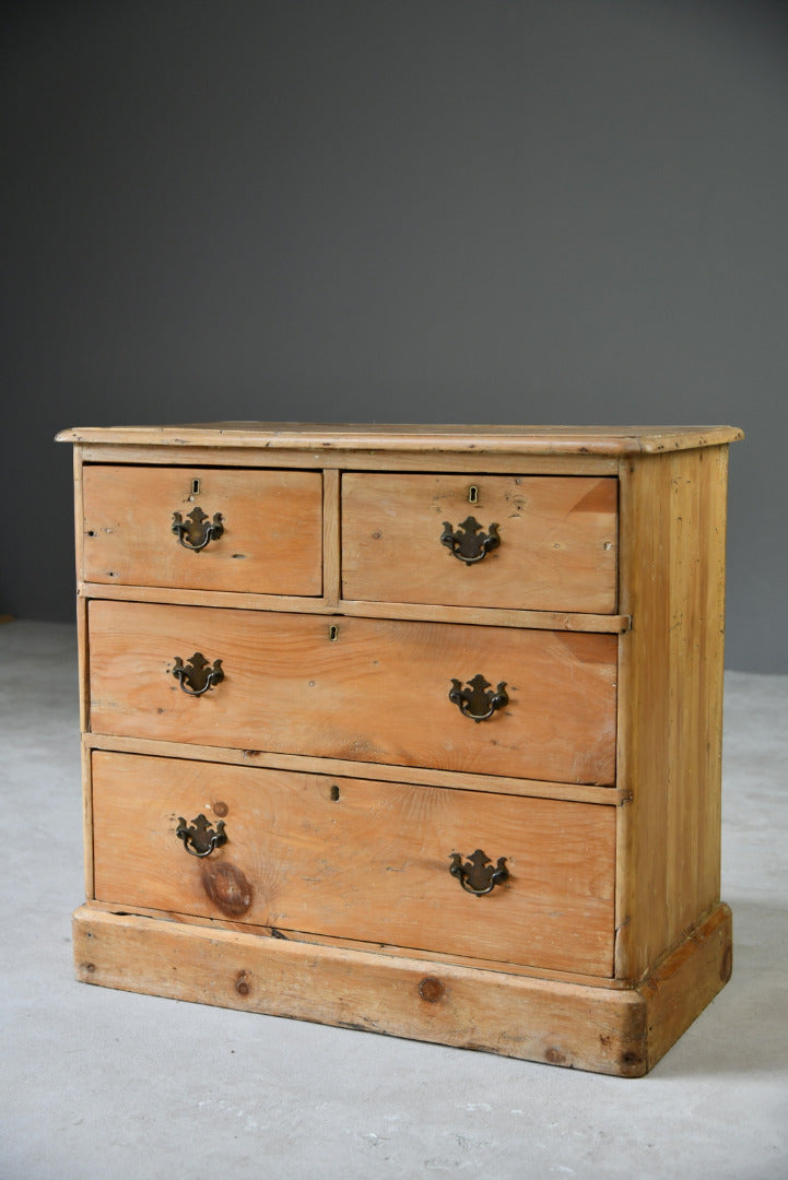 Rustic Pine Chest of Drawers - Kernow Furniture