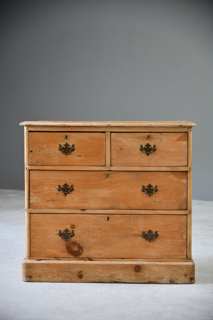 Rustic Pine Chest of Drawers - Kernow Furniture