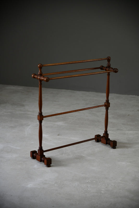 Victorian Style Towel Rail - Kernow Furniture