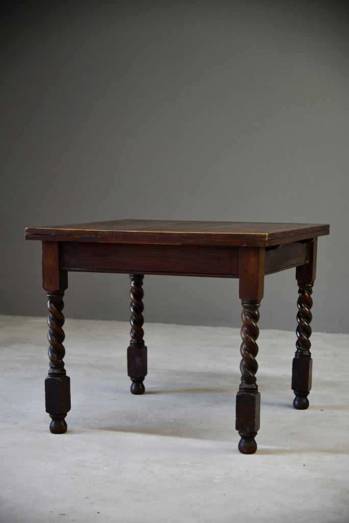 Oak Extending Dining Table - Kernow Furniture