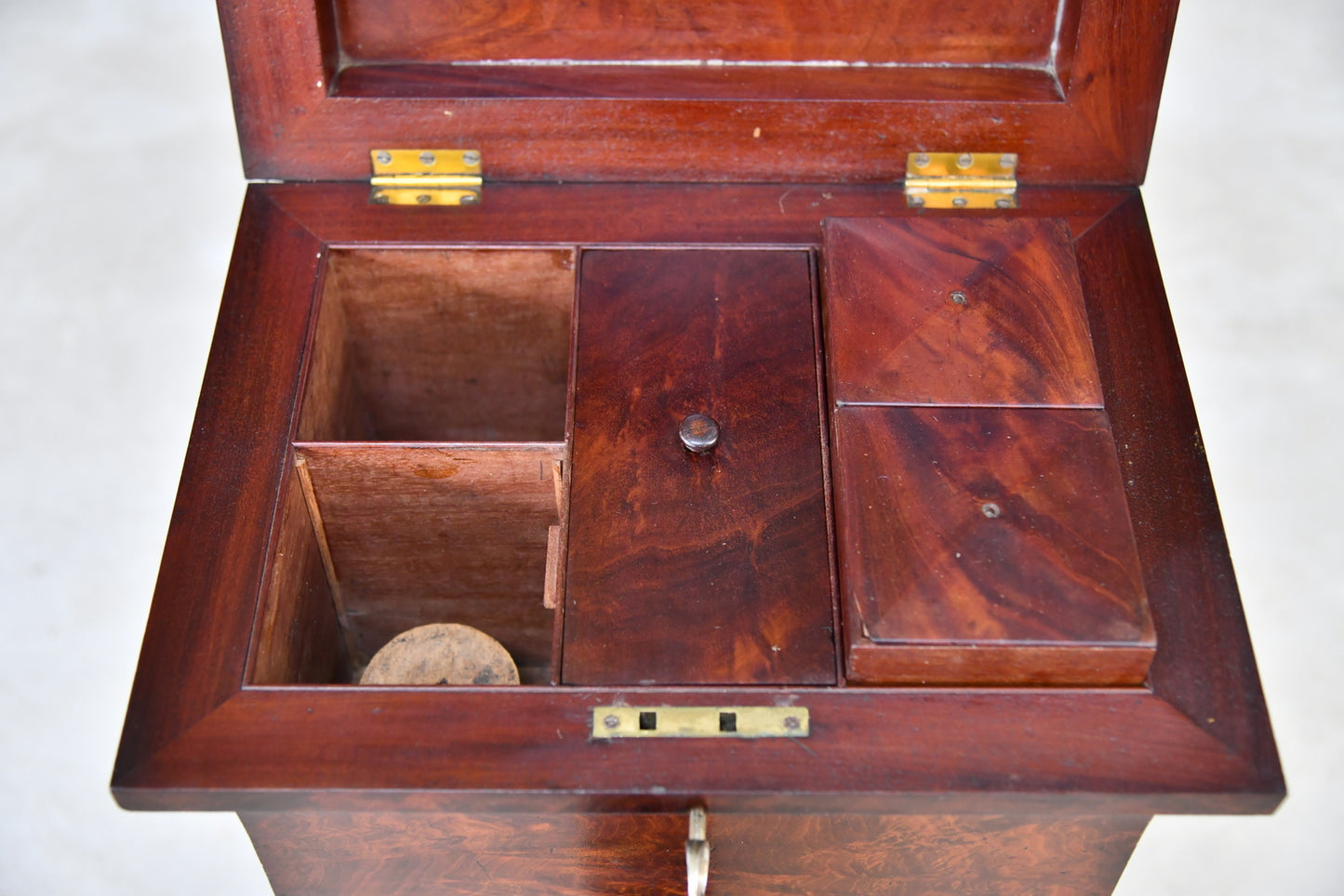 Victorian Mahogany Tea Poy - Kernow Furniture