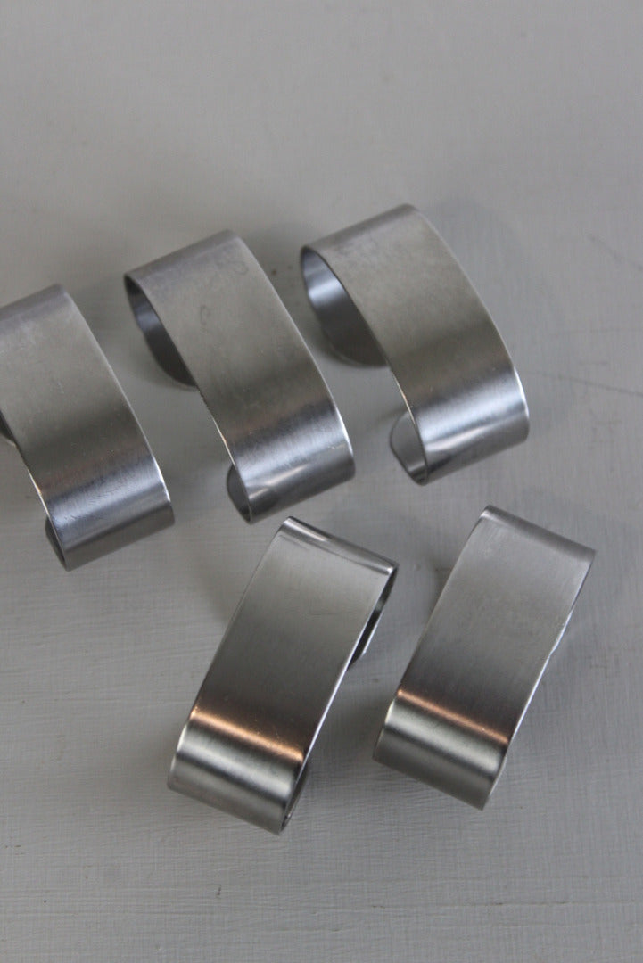 5 Retro Stainless Napkin Rings - Kernow Furniture