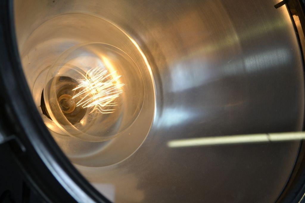 Aluminium Mercury Ships Flood Lamp on Tripod Stand - Kernow Furniture