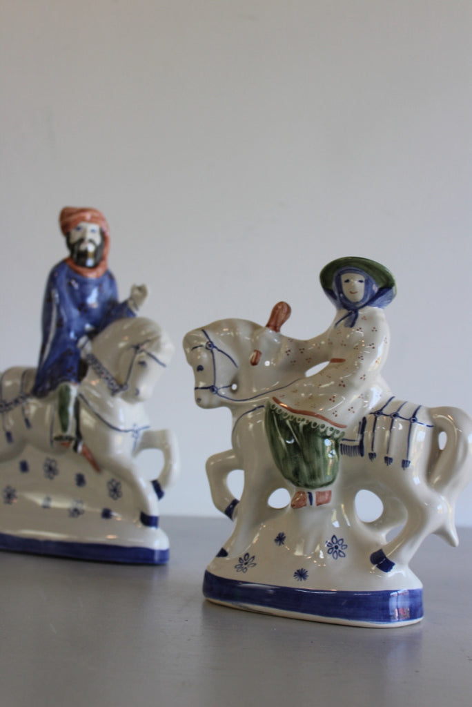 Rye Pottery - The Knight & Wife of Bath - Kernow Furniture