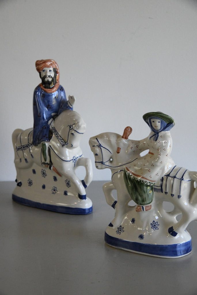 Rye Pottery - The Knight & Wife of Bath - Kernow Furniture