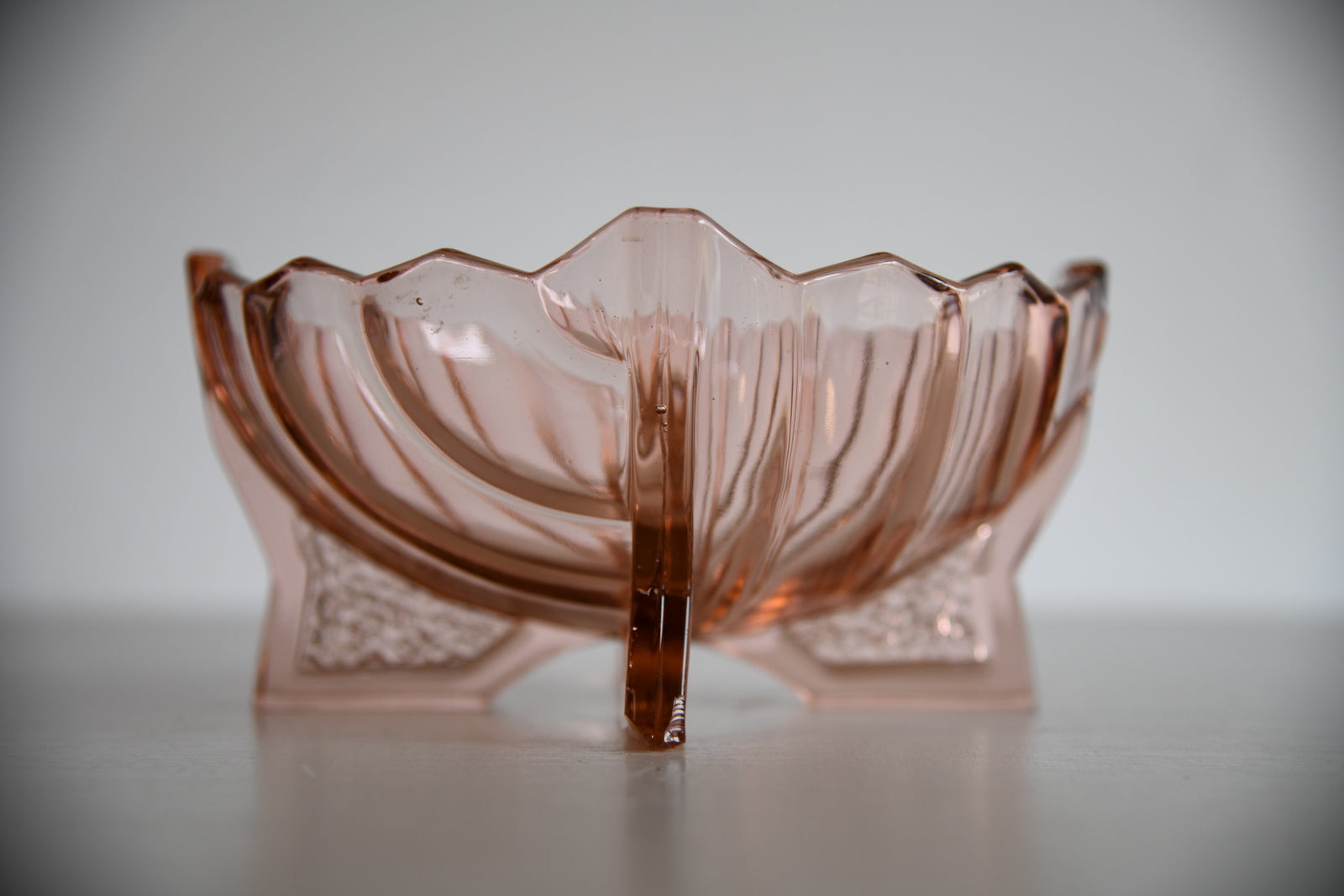 Vintage Pink Glass Bowl - Kernow Furniture