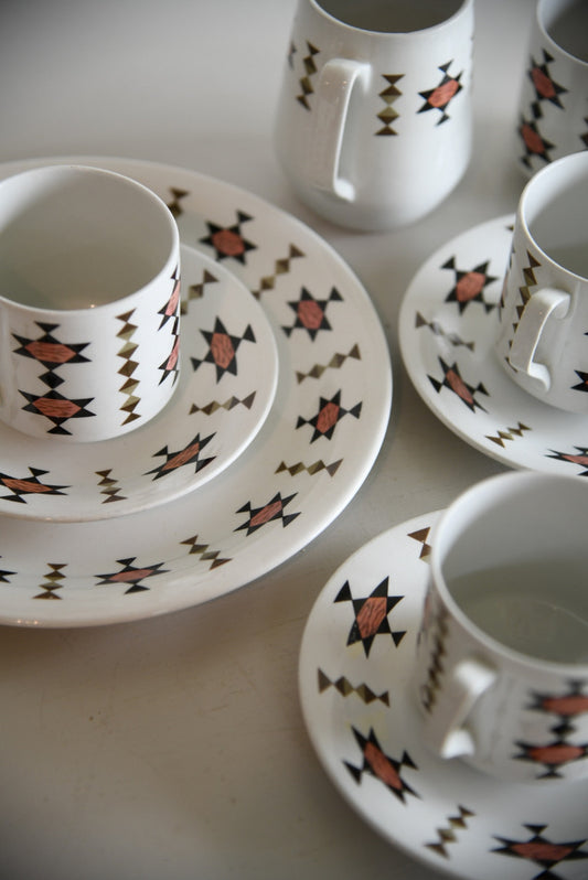 Vintage Wood & Son Alpine White Cups & Saucers - Kernow Furniture