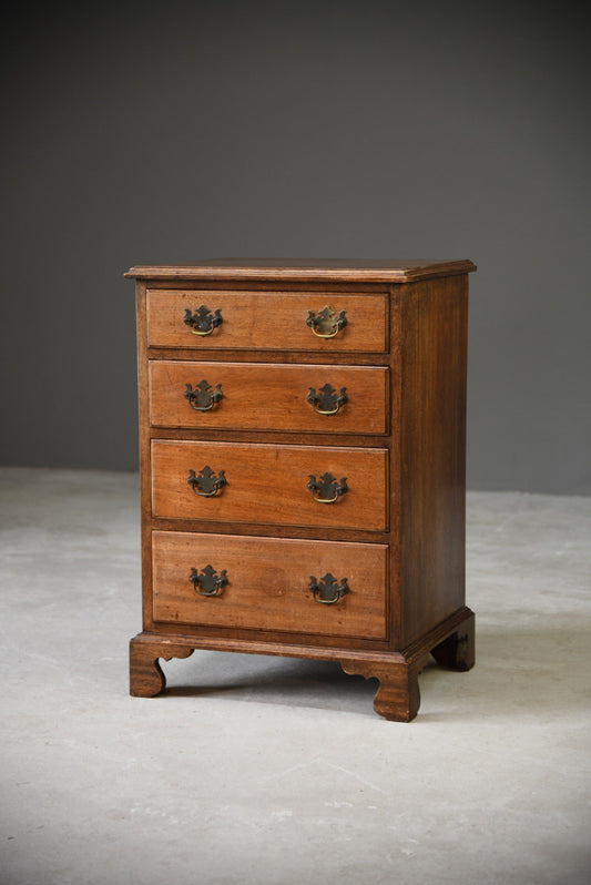 Antique Style Small Chest of Drawers - Kernow Furniture