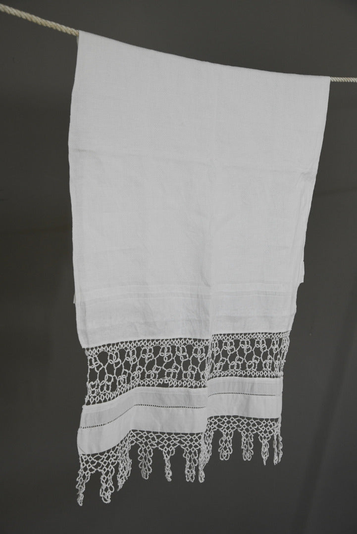 Antique Linen & Lace Towel - Kernow Furniture