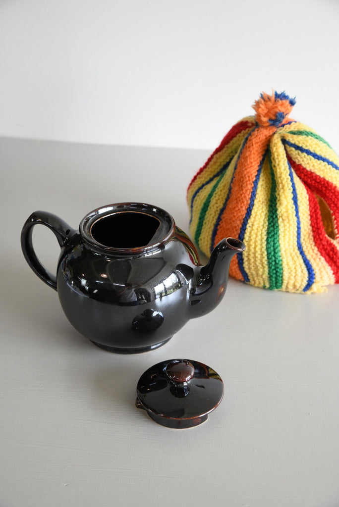 Vintage Teapot & Tea Cosie - Kernow Furniture