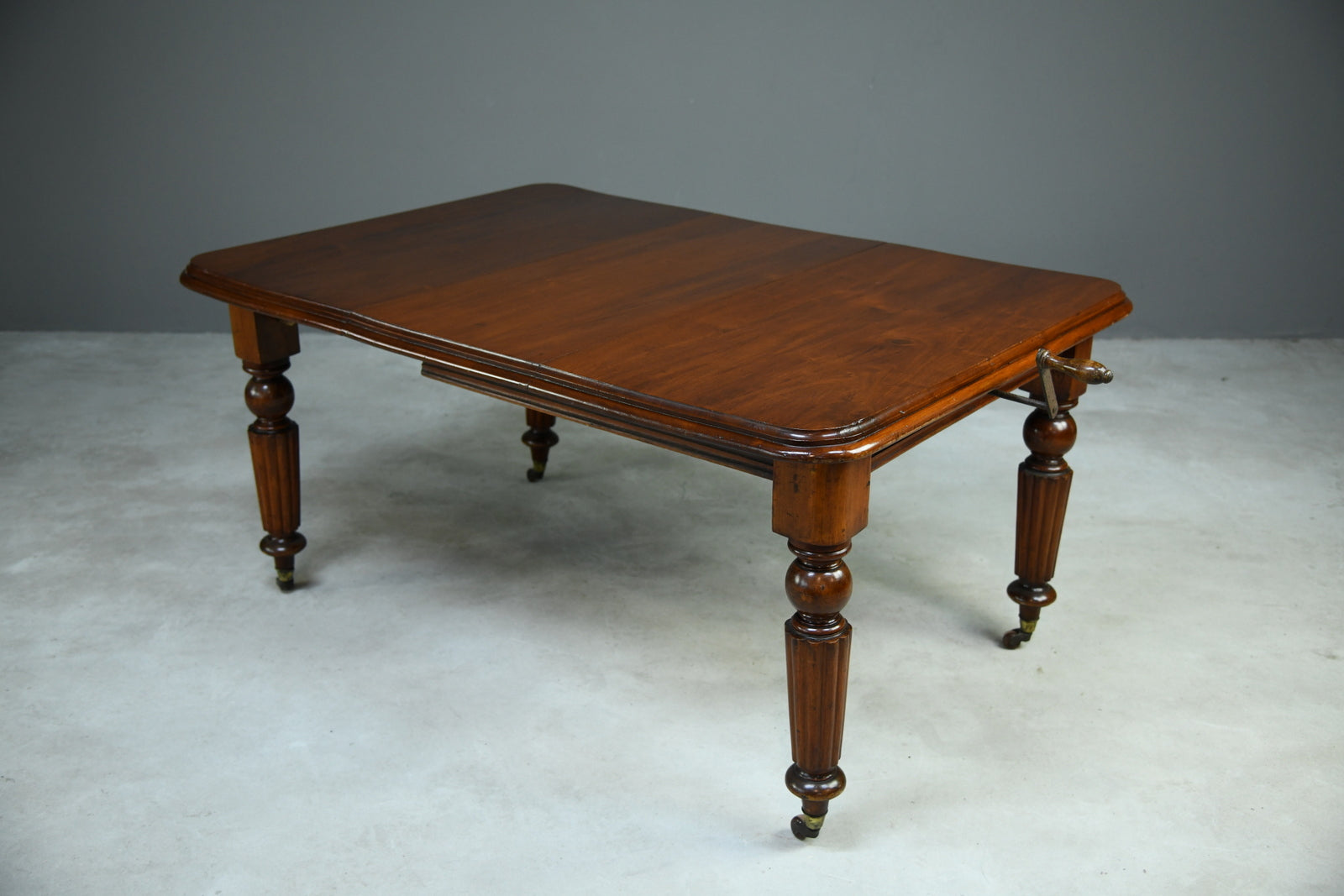 Antique Mahogany Extending Dining Table - Kernow Furniture