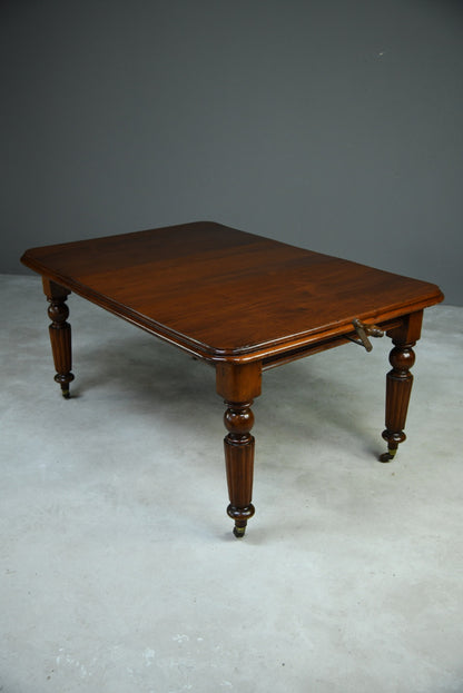 Antique Mahogany Extending Dining Table - Kernow Furniture