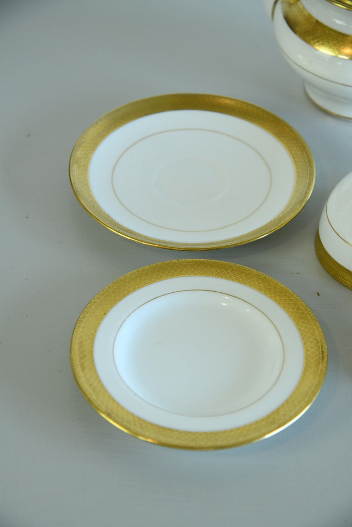 Mintons Gold Part Tea Set - Kernow Furniture