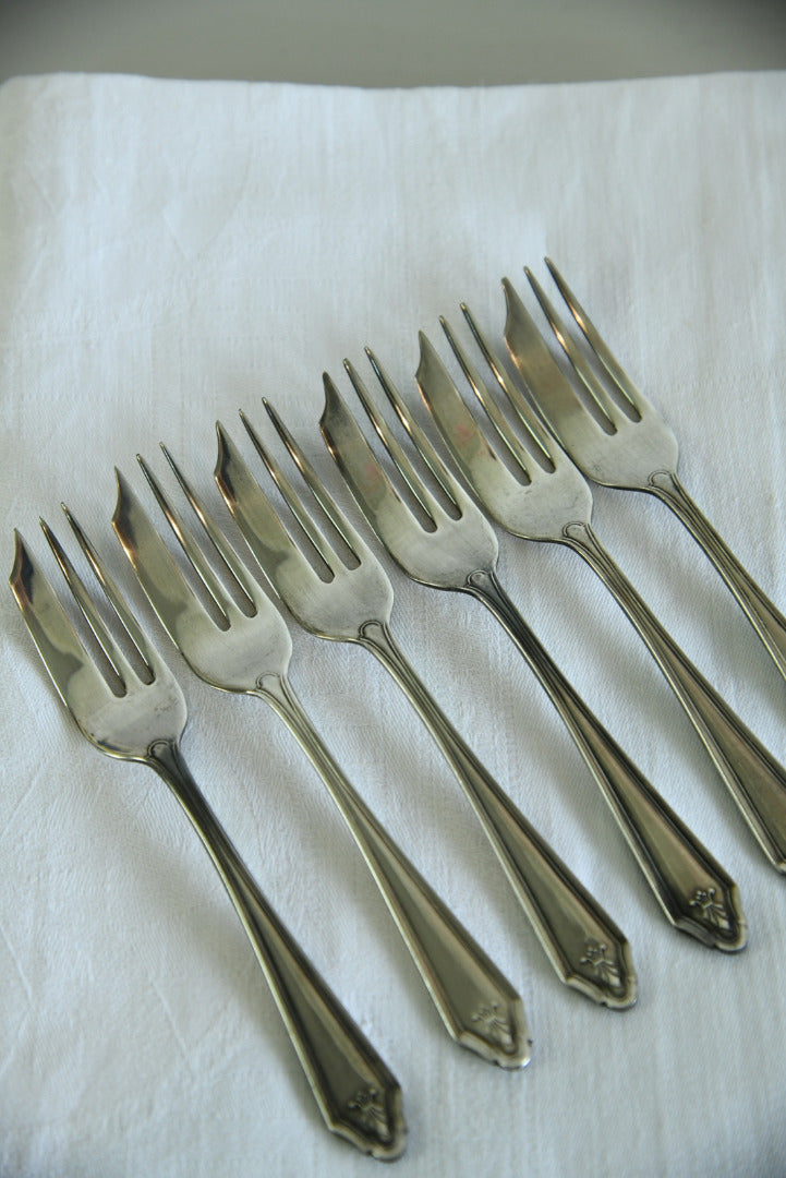 6 Vintage Cake Fork - Kernow Furniture