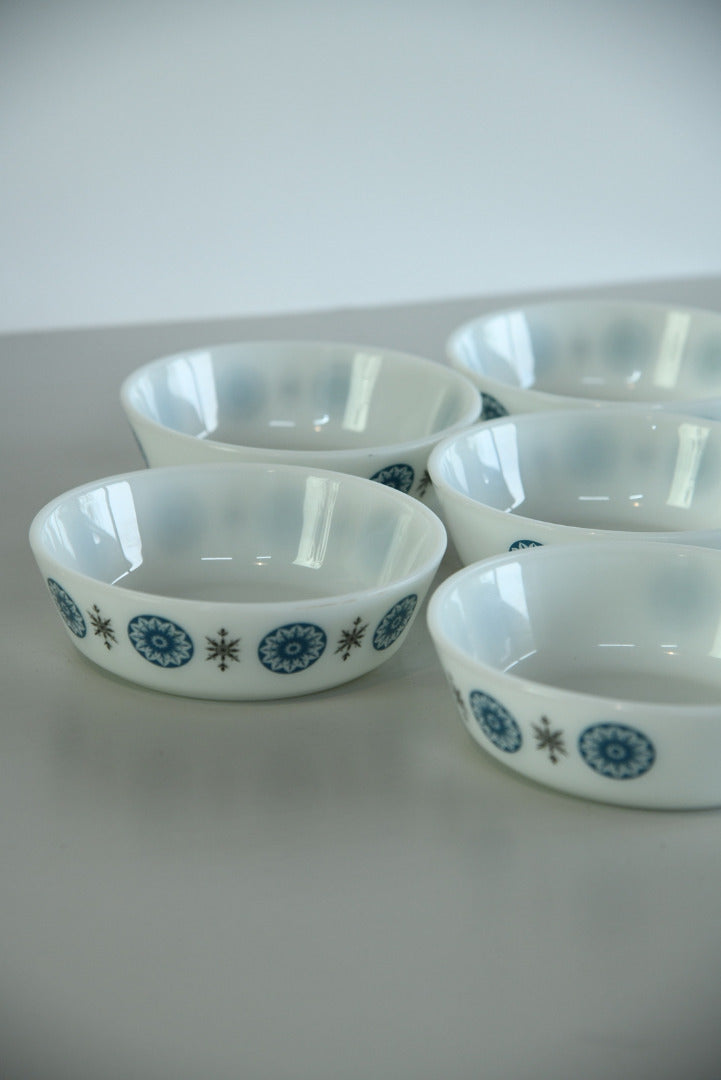 5 JAJ Pyrex Cereal Bowls