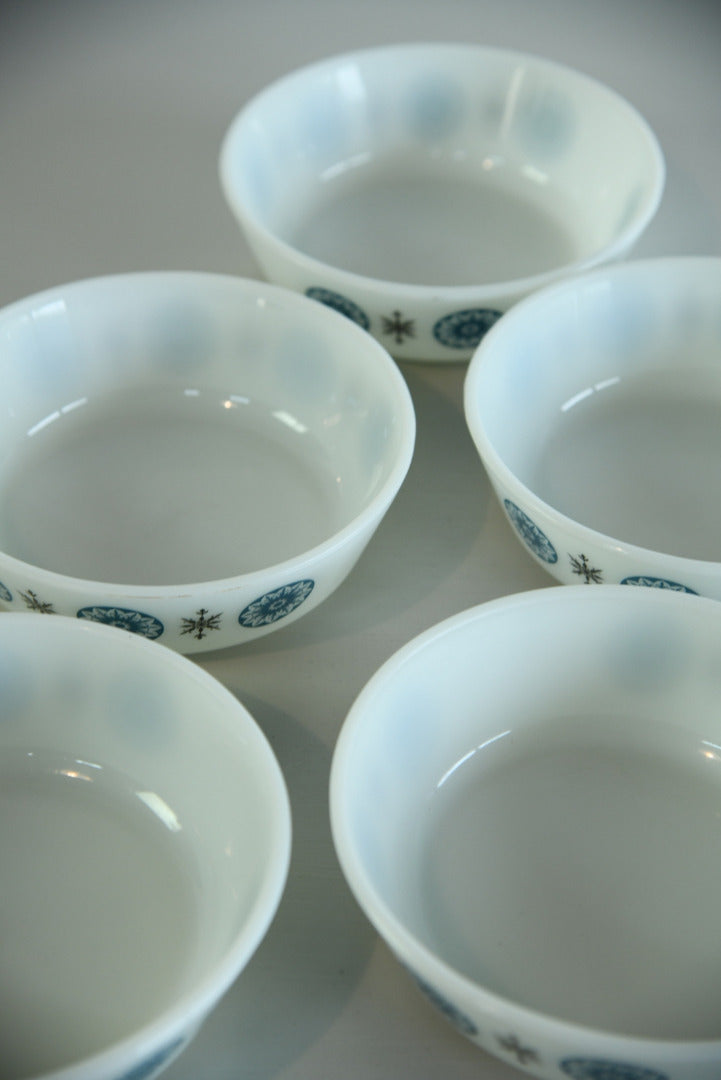 5 JAJ Pyrex Cereal Bowls