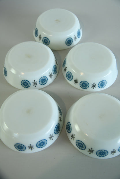 5 JAJ Pyrex Cereal Bowls