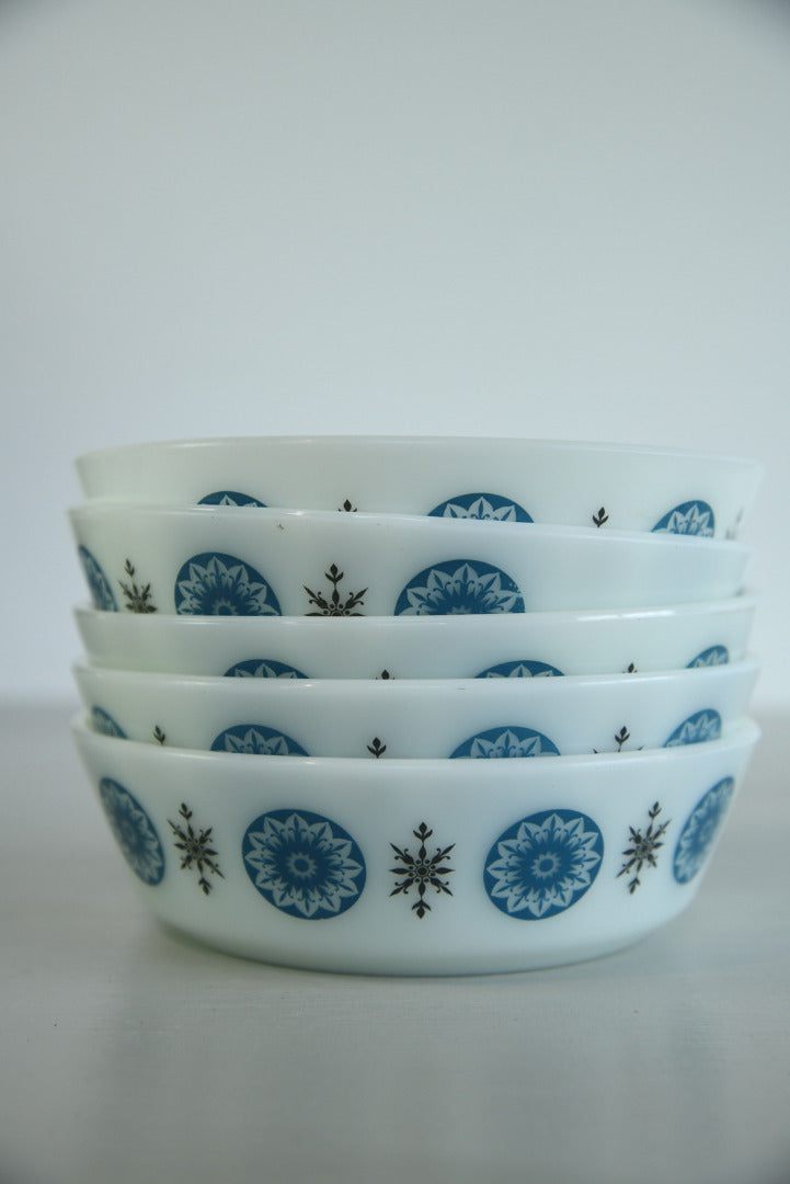 5 JAJ Pyrex Cereal Bowls