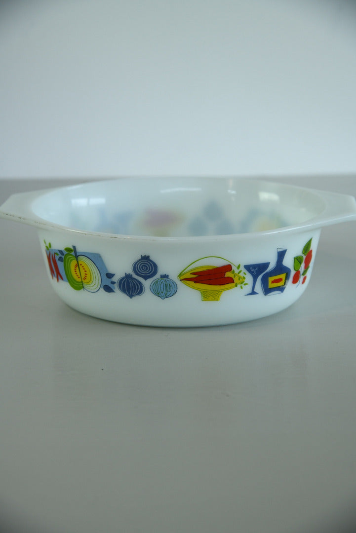 Retro Pyrex Casserole Dish