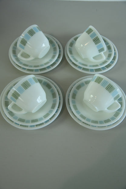 4 Pyrex Cups Saucer Plate